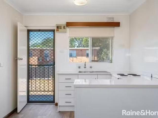 Charming 11/177 Cross Road, Westbourne Park, SA 5041