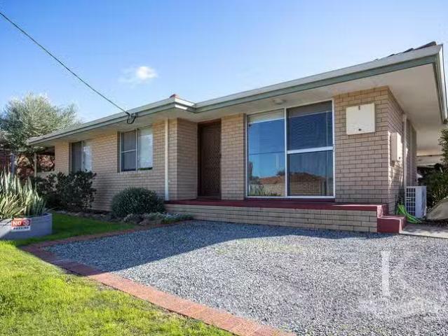 Nice 1/1/201 Royal Street, Yokine, WA 6060