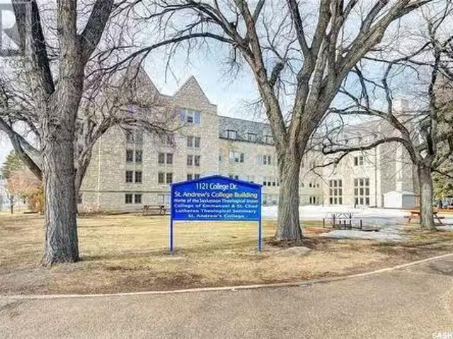 Just in! 1121 College Drive, Saskatoon, SK, S7N 0W3 commerci.