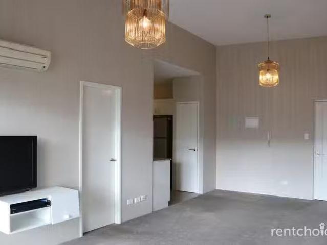 Cozy 11/335 Newcastle Street, Northbridge, WA 6003
