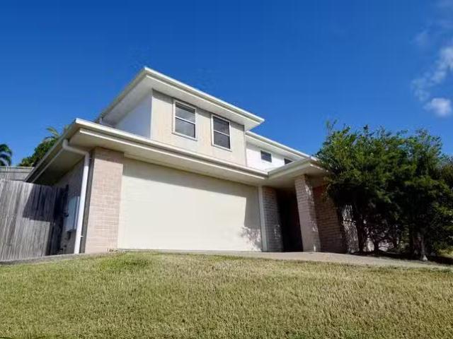 Nice 11 Dampier Court, Glen Eden, QLD 4680