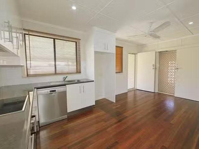 Rental! 11 Dixon Street, Kepnock, QLD 4670