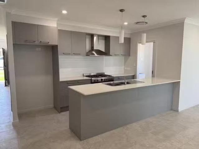 Cheap 11 Dulcify Street, Menangle Park, NSW 2563