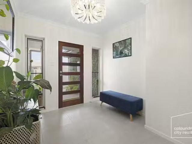 Deal! 11 Emerald Drive, Caloundra West, QLD 4551