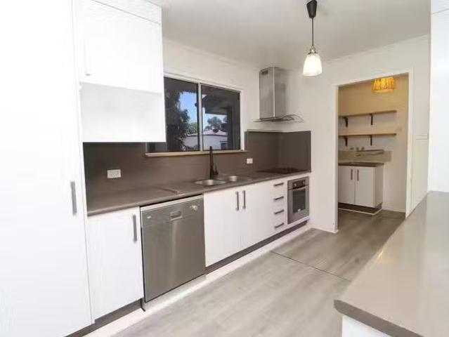 New 11 Evans Street, Sunset, QLD 4825