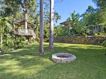 For Rent! 11 Katmai Court, Tamborine Mountain, QLD 4272