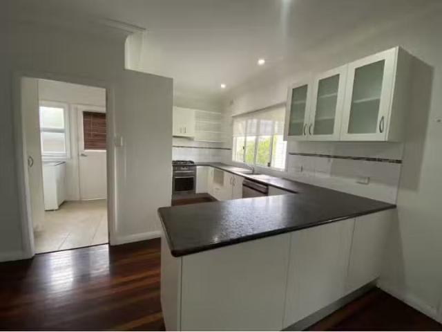 Deal! 11 Reynolds Street, MURWILLUMBAH House for rent Listed.