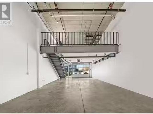 Nice 124 13880 Wireless Way, Richmond, BC, V6V 0A3 commercia.