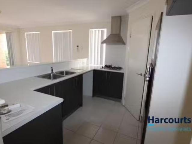 Just in! 12/54 Sixth Road, Armadale, WA 6112