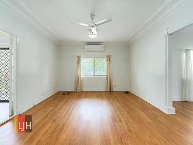Just in! 127 Baskerville Street, Brighton, QLD 4017