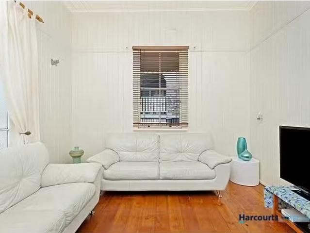 Just in! 128 Agnew Street, NORMAN PARK House for rent Listed.