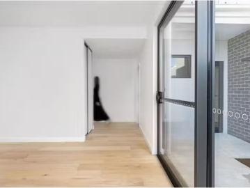 Kinlyside, Yass Valley, Victoria - Balcony