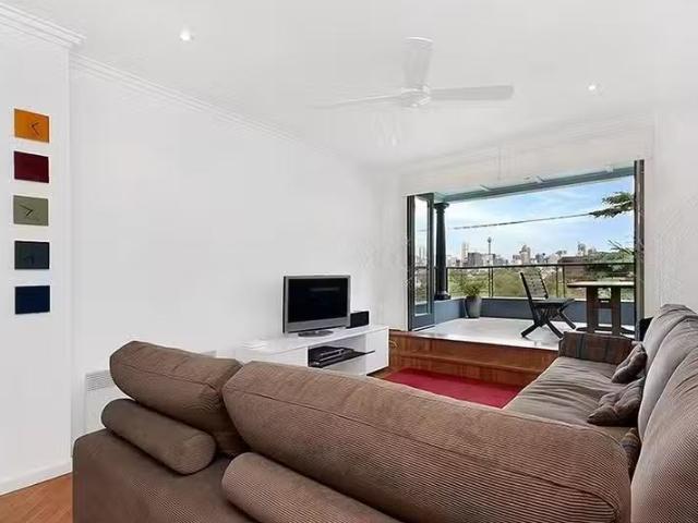 Nice 122A Short Street, Birchgrove, NSW 2041