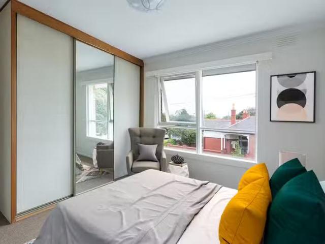 Deal! 12/353 Kooyong Road, Elsternwick VIC 3185