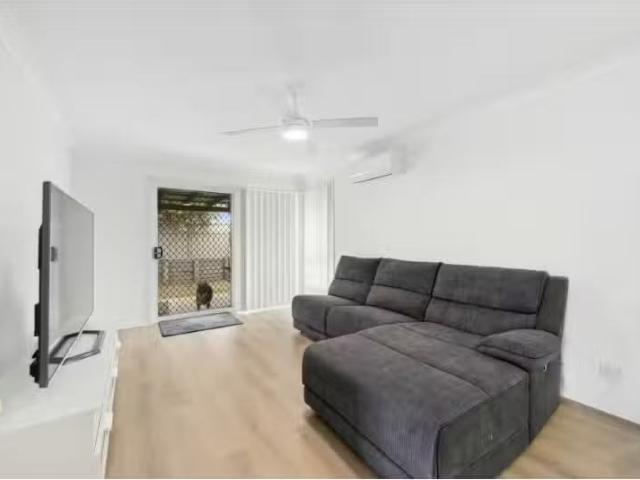 Cheap 1/23 Convent Close, Cessnock Apartment for rent Listed.