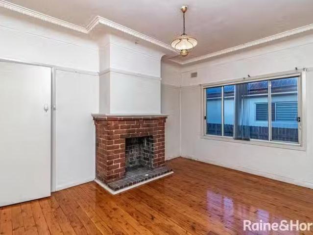 Cozy 12 Bevan Street, Northmead, NSW 2152