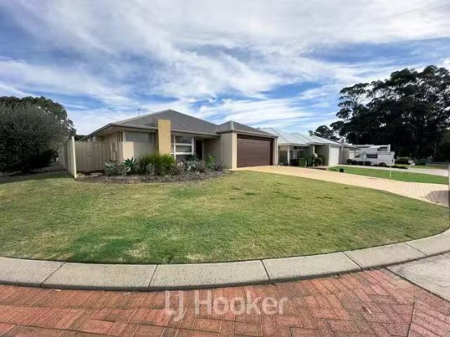 Unique 12 Biesiot Street, Carey Park, WA 6230
