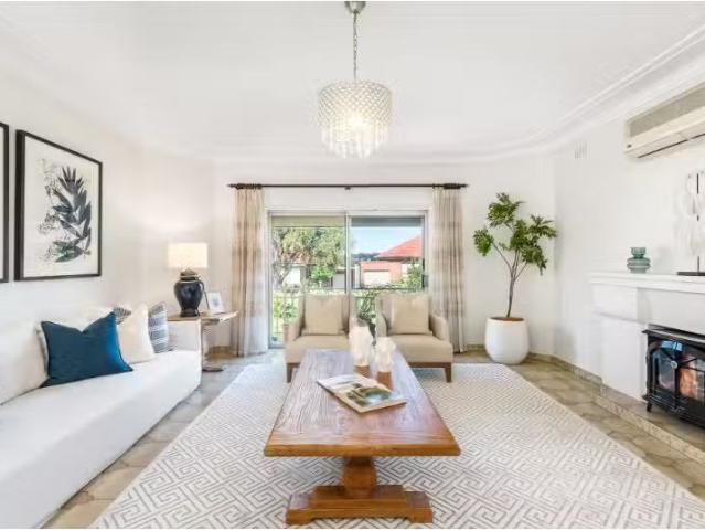 Just in! 12 Bykool Avenue, KINGSGROVE House for rent Listed b.