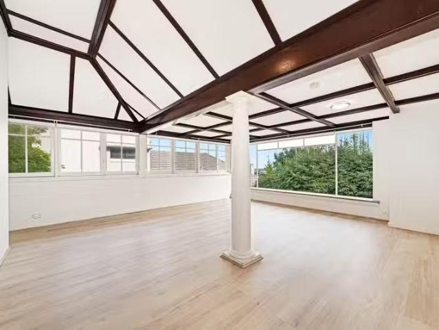 Deal! 12 Elcedo Lane, Greenwich NSW 2065