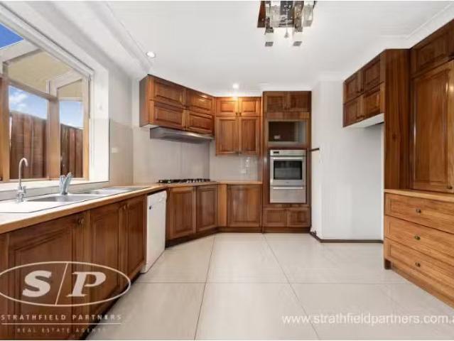 Unique 12 Eurella Street, Burwood House for rent Listed by Se.
