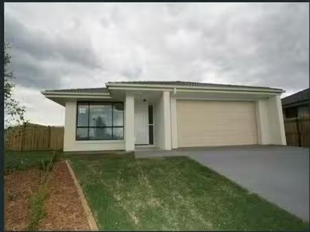 Rental! 12 Kingfisher Way, Lowood, QLD 4311