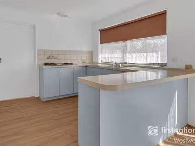 Just in! 12 Haideh Court, Hoppers Crossing, VIC 3029