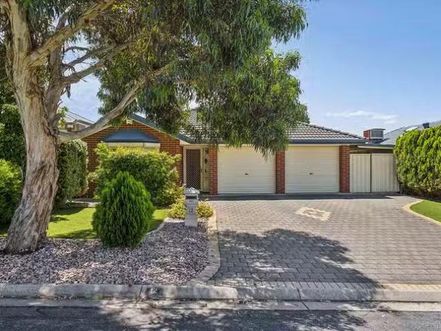 Cozy 12 Jackaroo Crescent, Walkley Heights, SA 5098