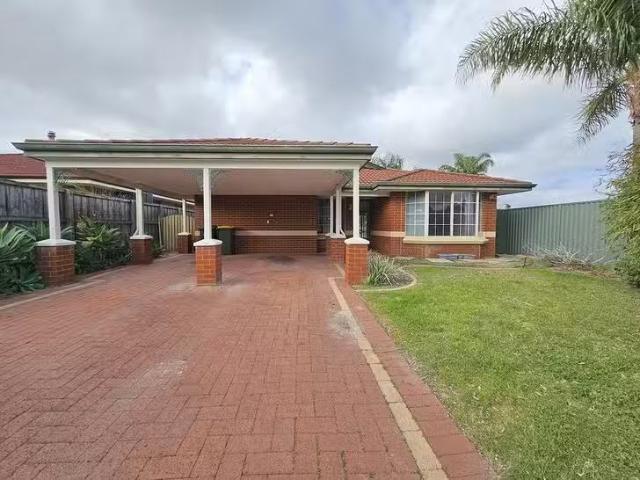 Unique 12 Pinea Turn, Ellenbrook, WA 6069