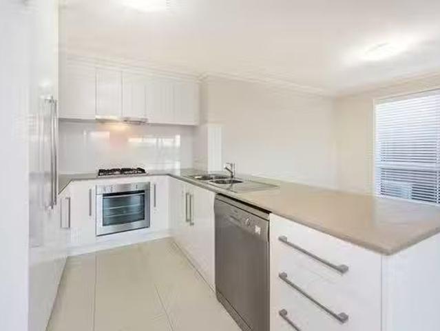 Nice 1/35 Sweeney Street, Kearneys Spring, QLD 4350