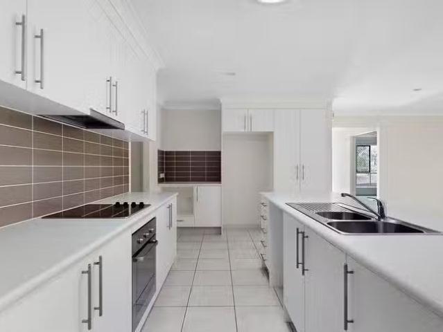 Unique 136 Inverness Street, Upper Kedron, QLD 4055