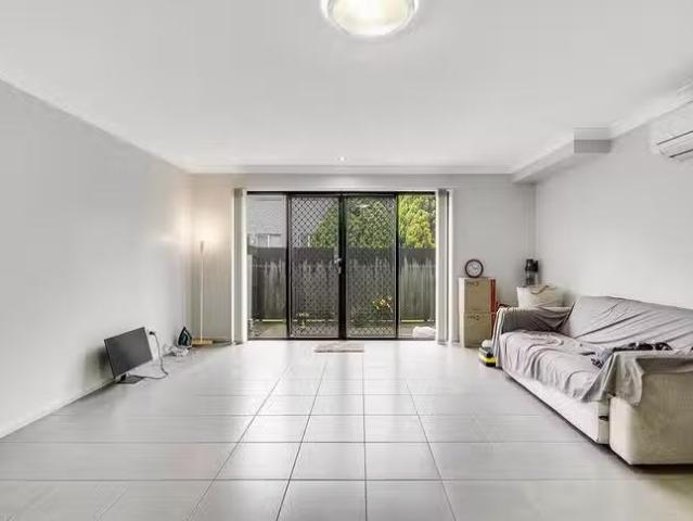 Cheap 13/81 Vacy Street, Newtown, QLD 4350
