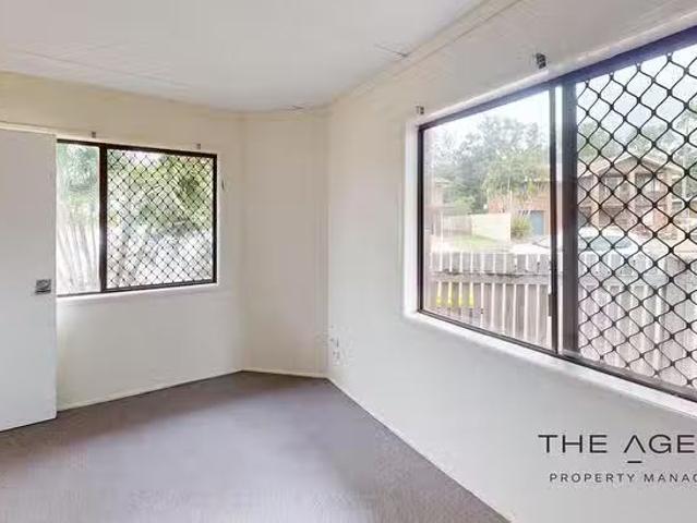 Cheap 1/304 Mills Avenue, Frenchville, QLD 4701