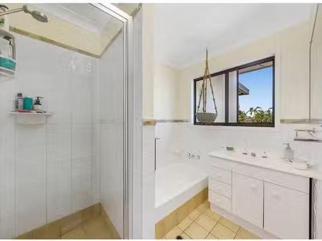 Cheap 1/30 Panorama Drive, Thornlands, QLD 4164