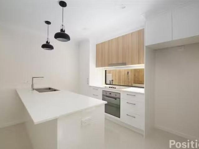 Charming 13/160 Old Northern Road, Everton Park QLD 4053
