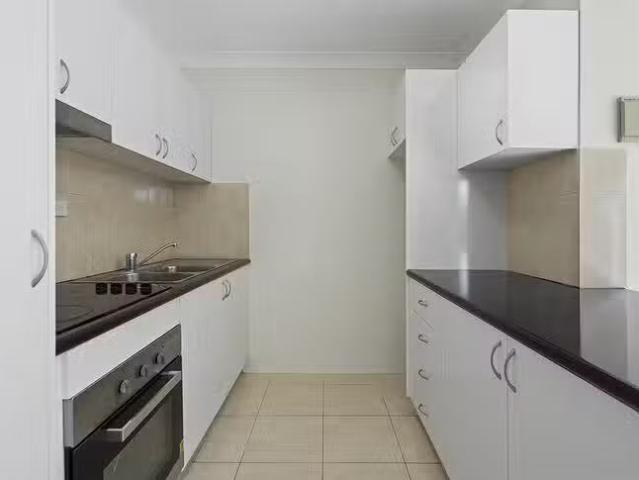 Unique 1/31 Bishop Street, St Lucia, QLD 4067