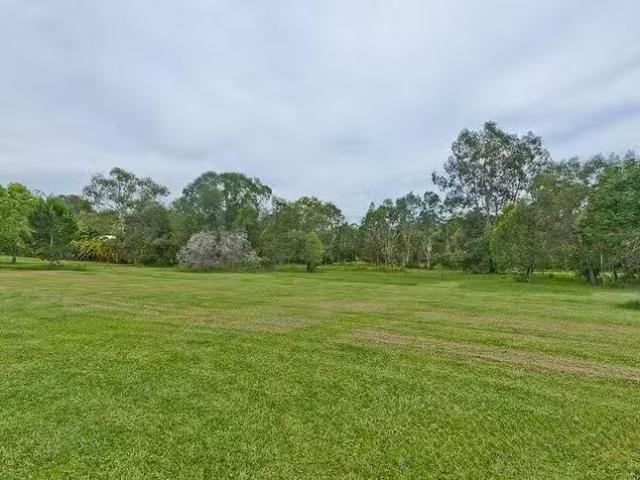 Nice 133 137 Hauton Road, Morayfield, QLD 4506