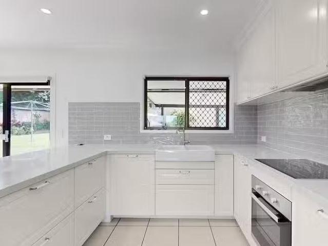 Unique 13 Banksia Street, Browns Plains, QLD 4118