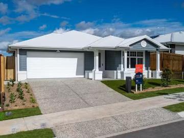 Rental! 13 Broadford Street, Spring Mountain, QLD 4300