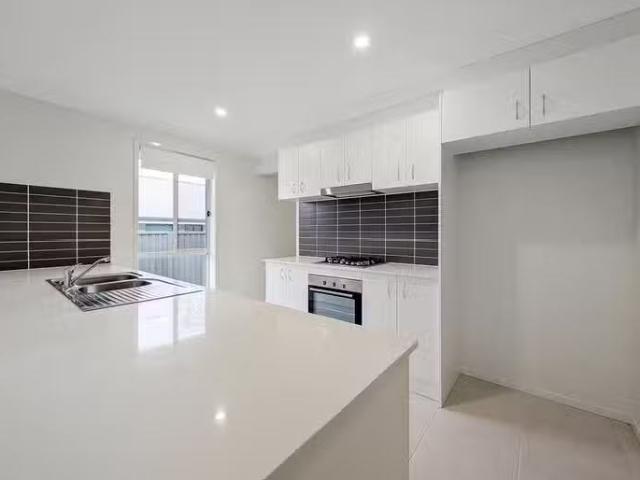 Just in! 13 Goldsmith Street, Woongarrah, NSW 2259