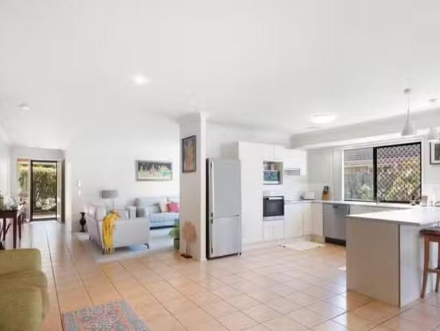 Deal! 13 Eton Avenue, Boondall QLD 4034