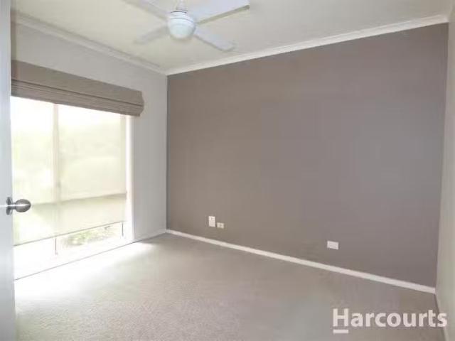 Charming 13 Farrar Avenue, Horsham, VIC 3400