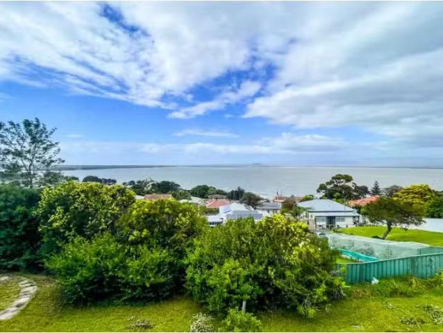 For Rent! 13 Hassan Street, Lake Heights House for rent Liste.