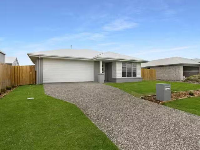 Cheap 13 North Lakes Circuit, Burrum Heads, QLD 4659