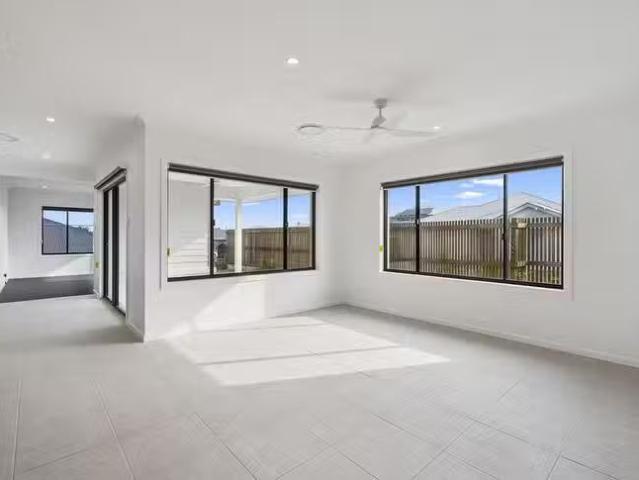 New 13 Peach Avenue, Greenbank, QLD 4124