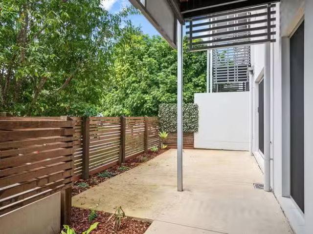 For Rent! 13 Tall Woods Court, Brookwater, QLD 4300
