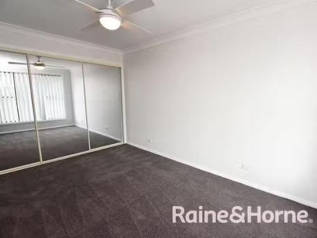 Cheap 13A Platinum Parade, Orange, NSW 2800