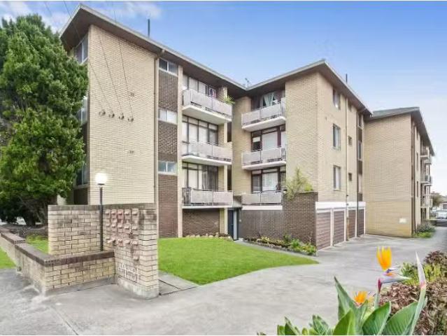 For Rent! 14/49 51 Universal Street, Eastlakes Apartment for r.