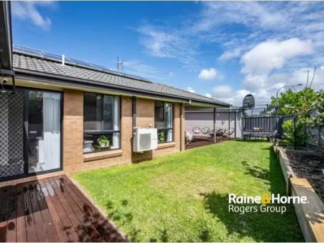Unique 148 Colorado Drive, BLUE HAVEN House for rent Listed b.