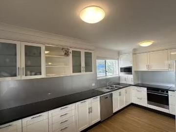 Unique 1/40 Dunellan Street, Greenslopes, QLD 4120