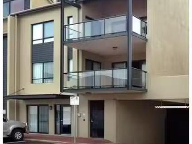 Nice 14/18 24 Bonnefoi Boulevard, Bunbury, WA 6230
